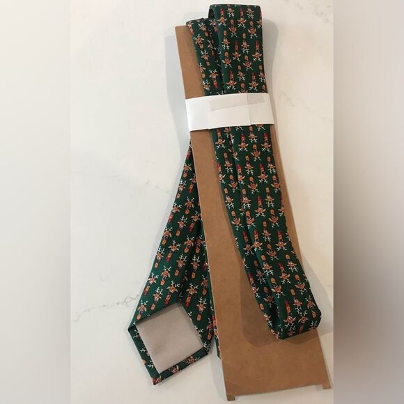 Christmas tie bundle one NWT and one 100% silk - Picture 5 of 8